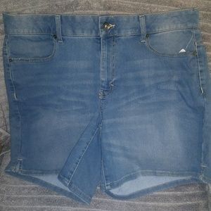NWT denim jean shorts